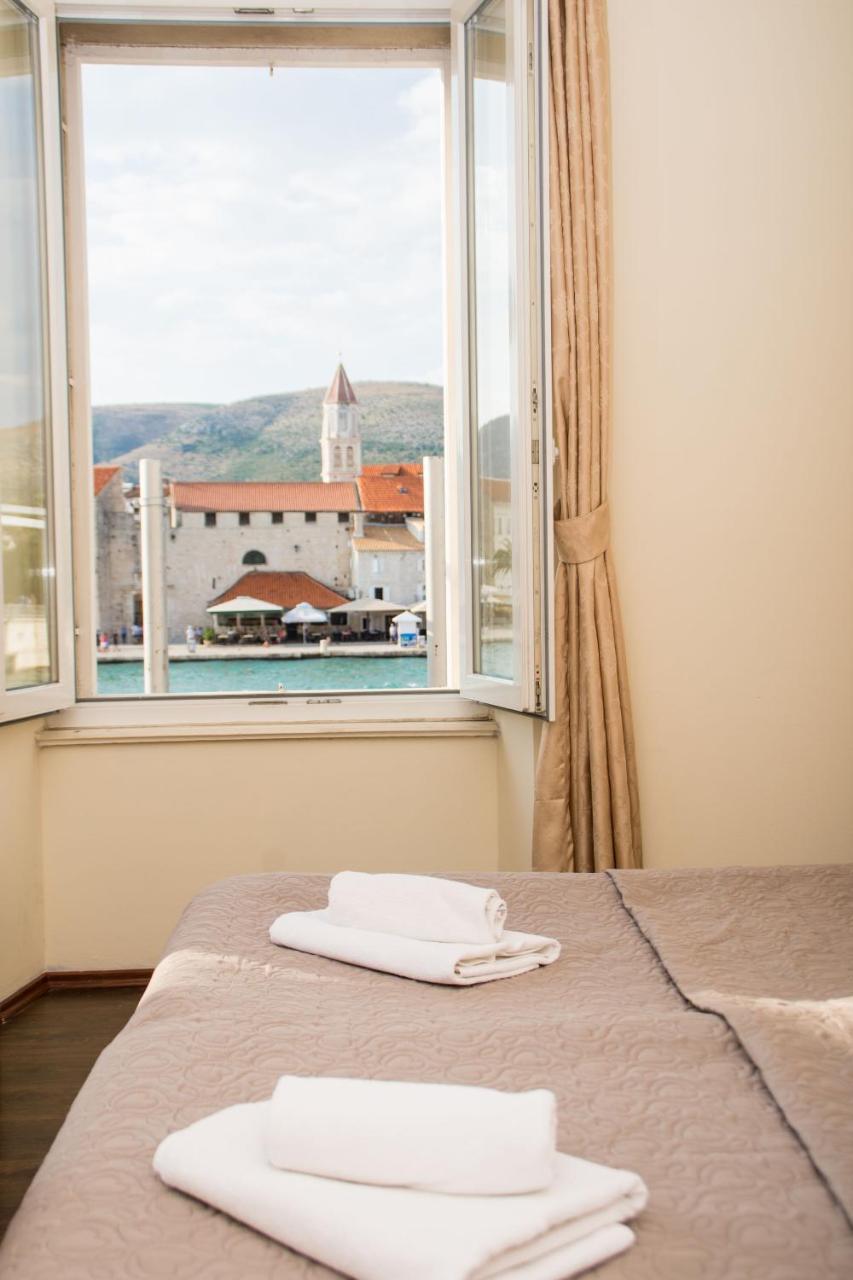 Rooms Villa Liza Trogir Eksteriør bilde